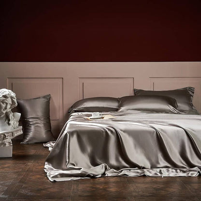 Laura& Lu. Anti-aging Mulberry Silk Duvet Cover Set