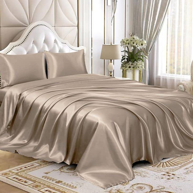 Laura& Lu. Anti-aging Mulberry Silk Duvet Cover Set